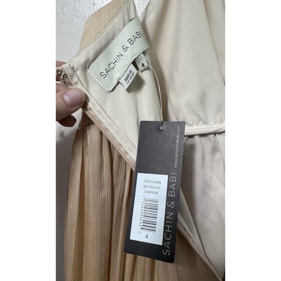 NWT Sachin Babi Champagne Full “Jessica” Maxi Gown Front Slit Size 4 - Picture 10 of 11